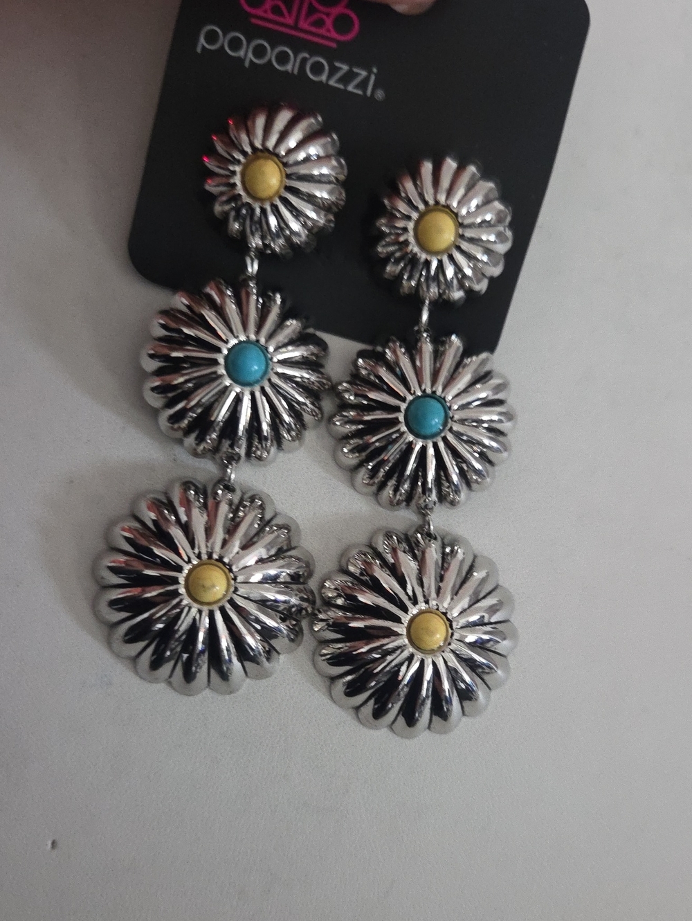 Paparazzi Palm Tree Promise Yellow Post Earrings NWT